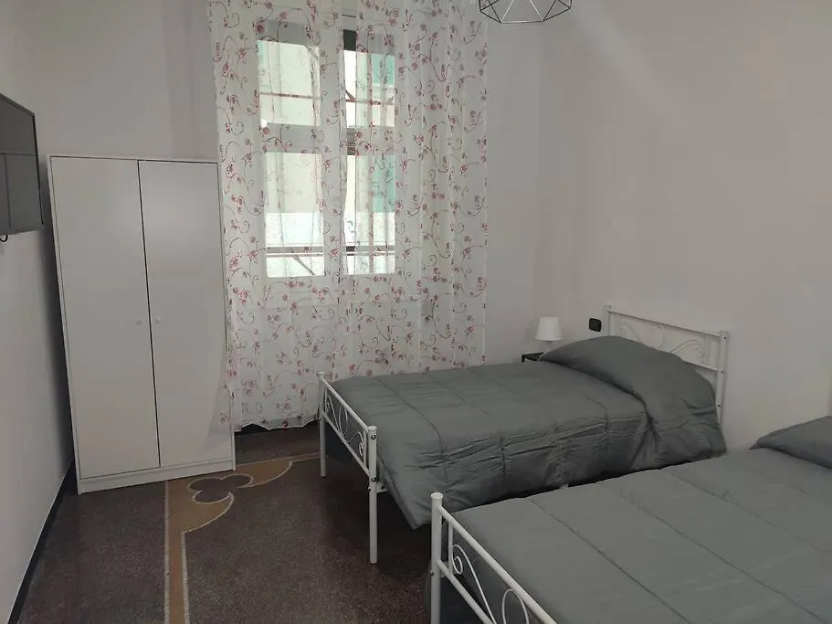 Benny Appartamento 3 Camere Da Letto Ad Uso Esclusivo Genova Aeroporto Genoa